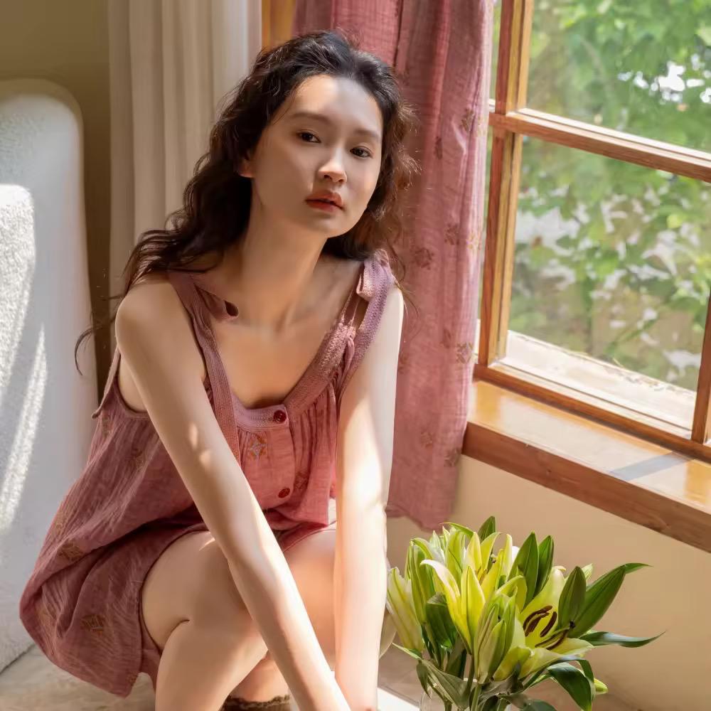 lightweight, pure-cotton gauze shorts